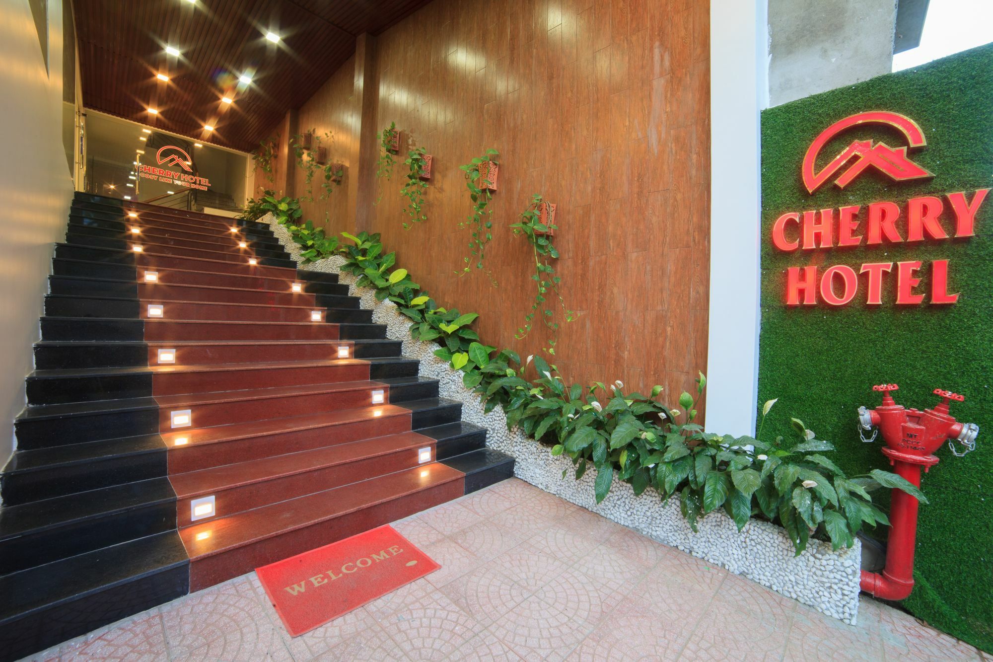 Cherry Hotel Hue Exterior foto